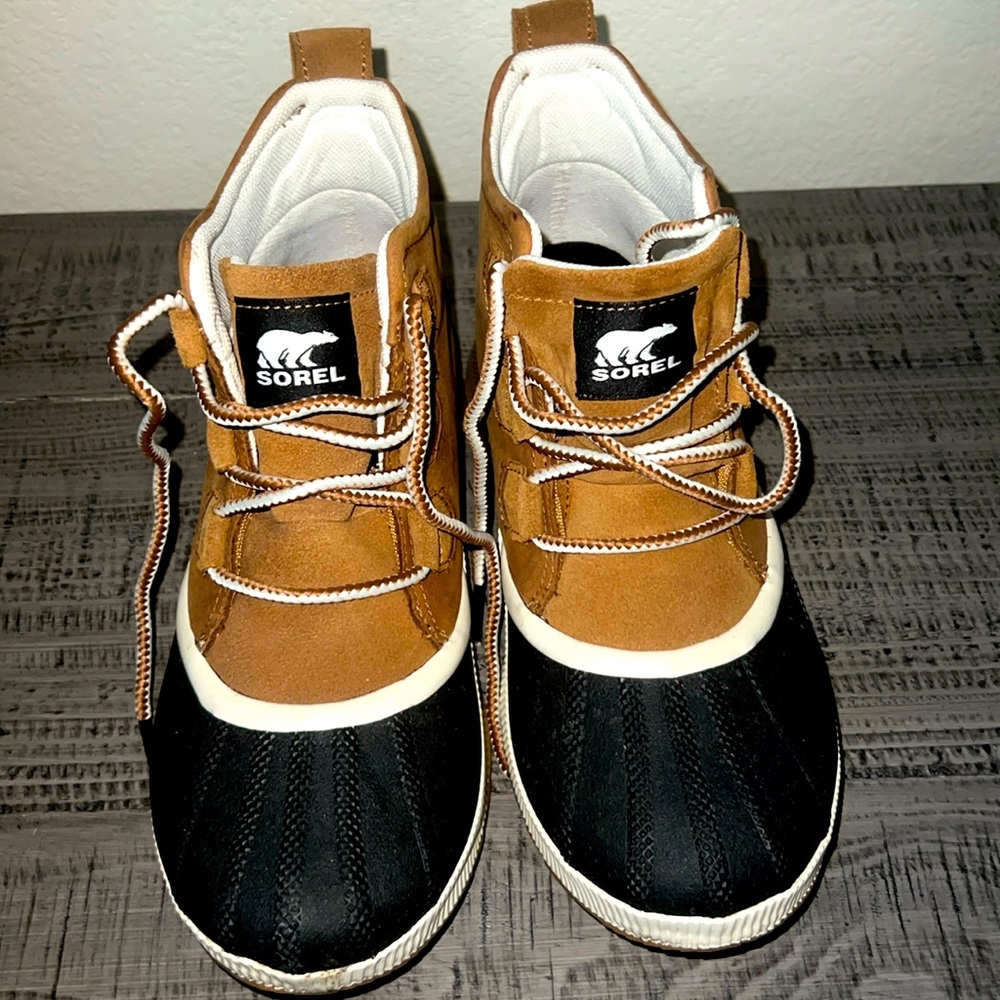 Brand new Sorel boots women’s size 9.5